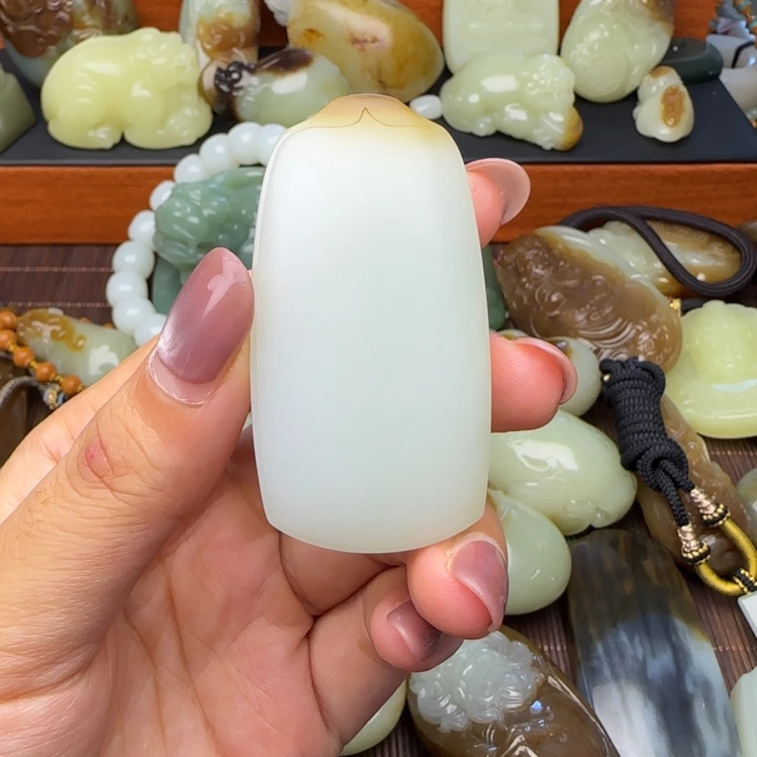 春***3和田玉（糖玉）未镶嵌挂件