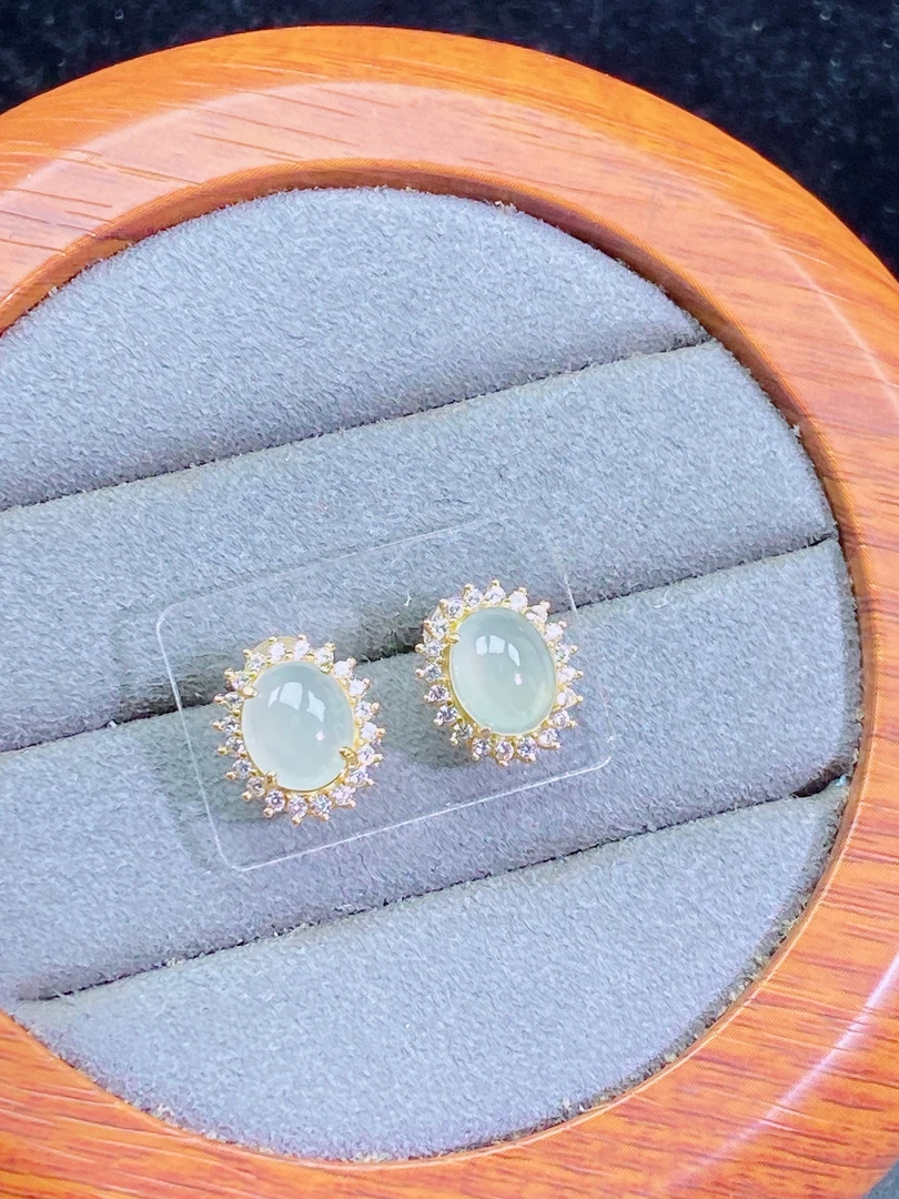 天然翡翠A货白冰温柔高级设计款耳钉通体S925银镶嵌