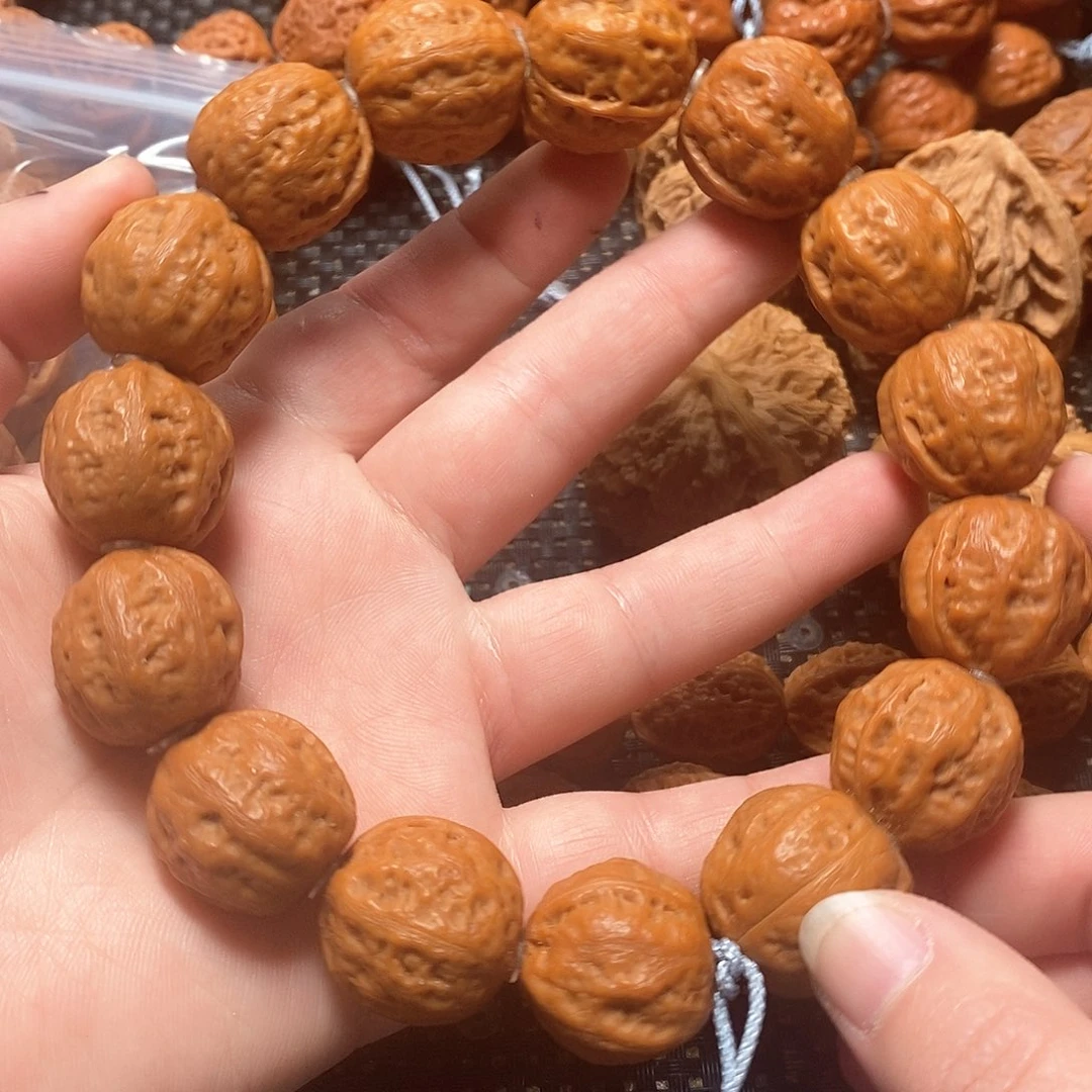 文玩核桃手串龙脊