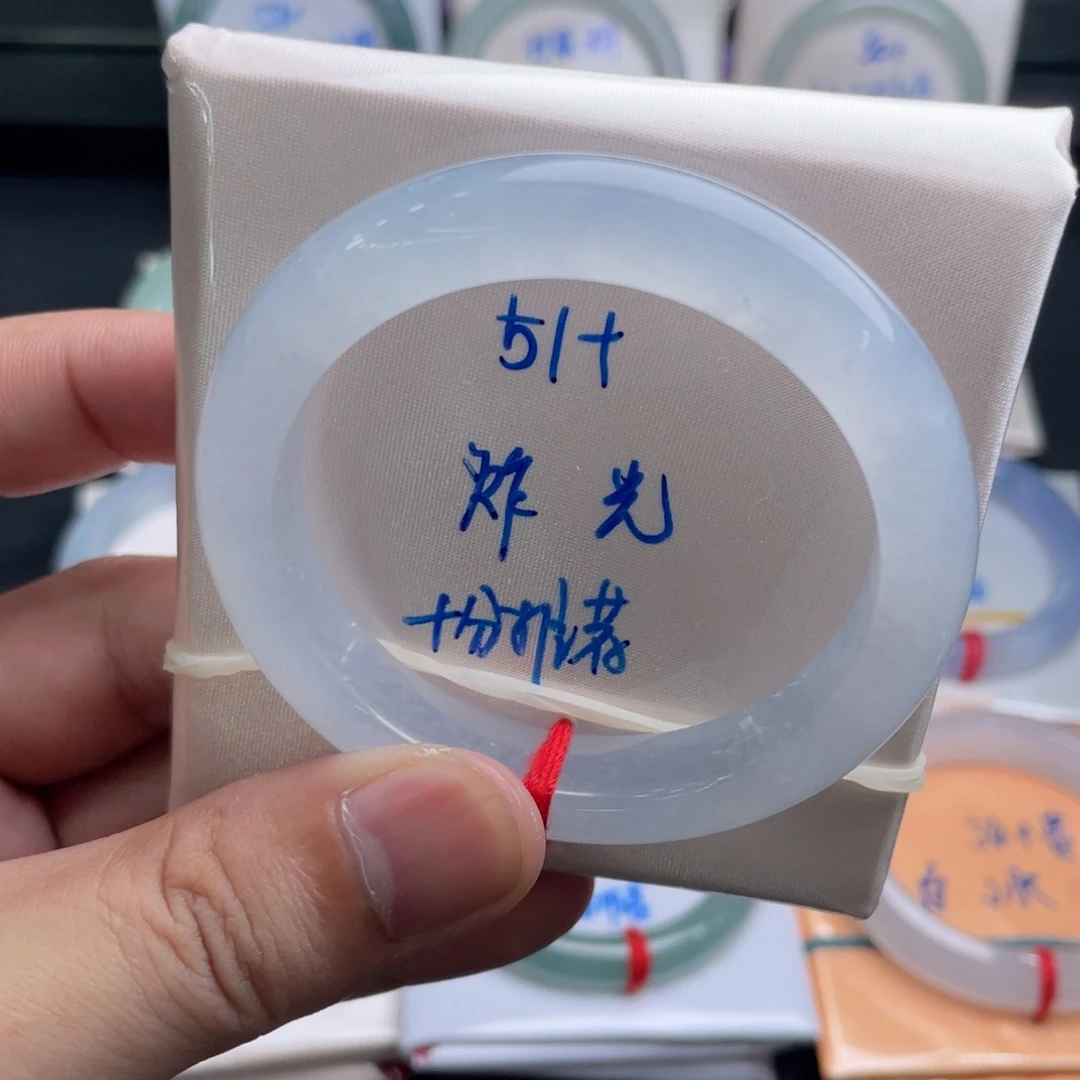 翡翠未镶嵌手镯翡翠手镯