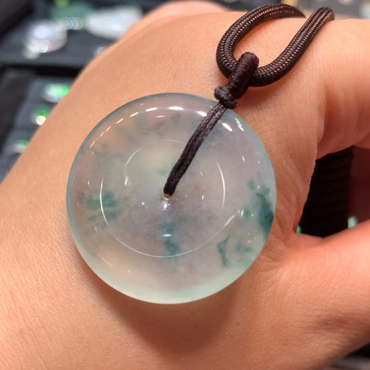 【闪购商品】颈饰未镶嵌翡翠翡翠