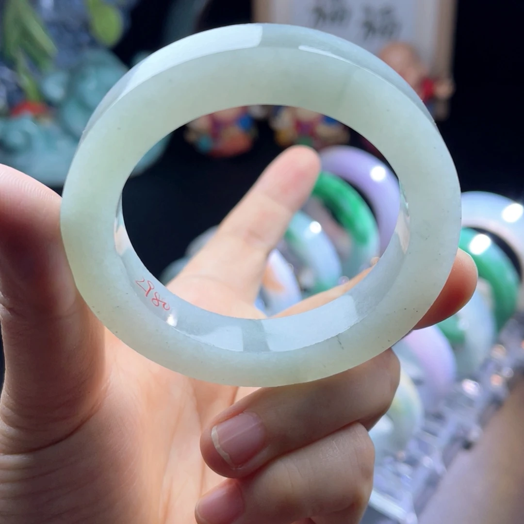 未镶嵌天然翡翠手镯定制定制翡翠