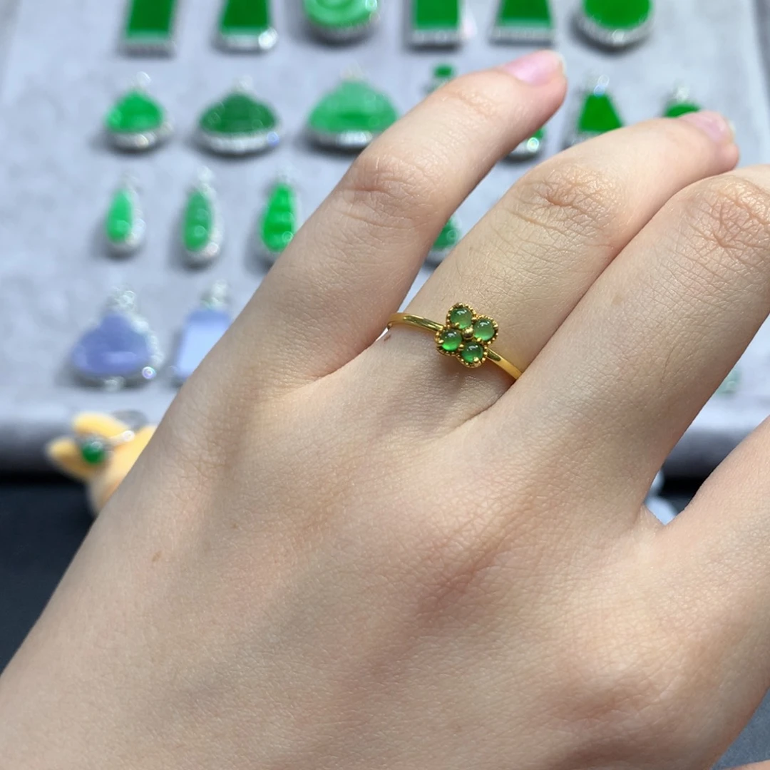 翡翠戒指18K金镶嵌上下三个圈口可以改