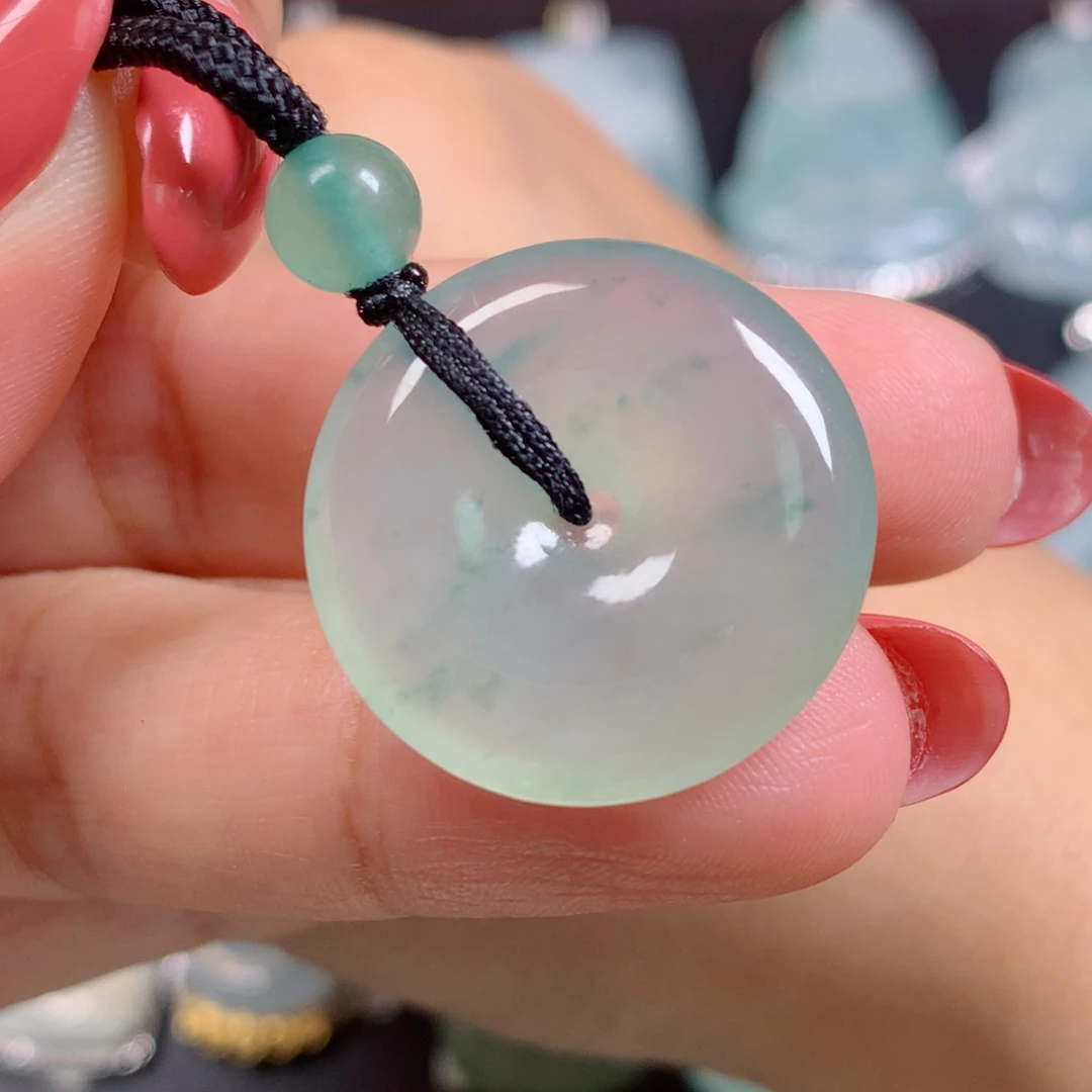 颈饰未镶嵌翡翠扣子