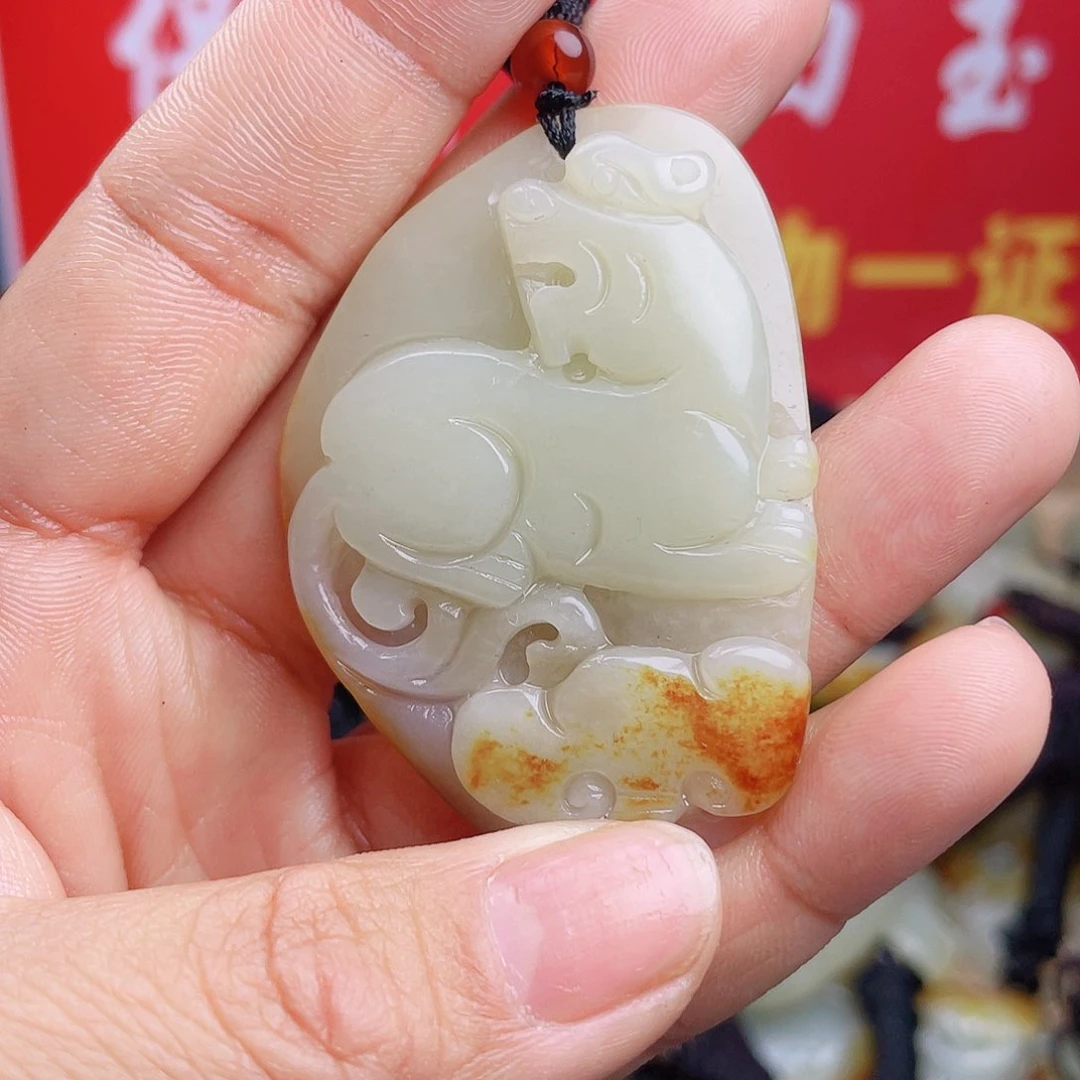 和田玉颈饰未镶嵌