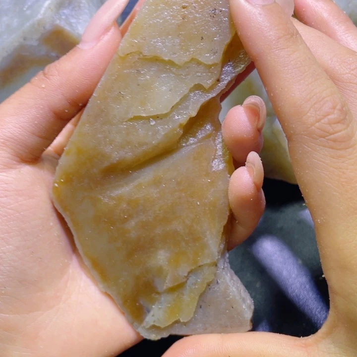 和田玉未镶嵌珠宝半成品