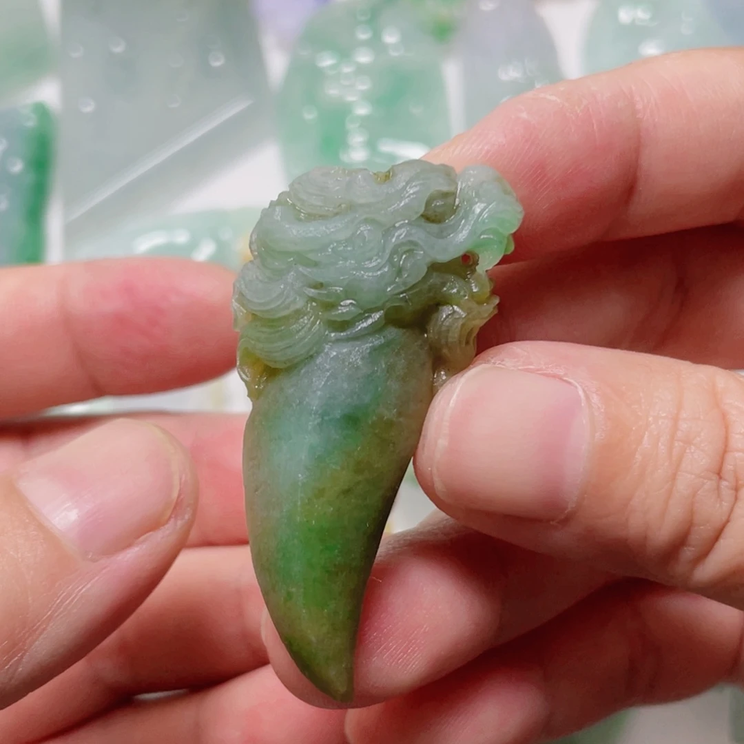 定制翡翠未镶嵌随行
