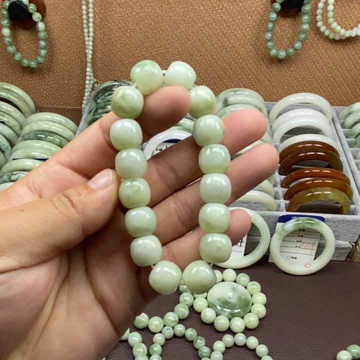 蛇纹石玉未镶嵌手链