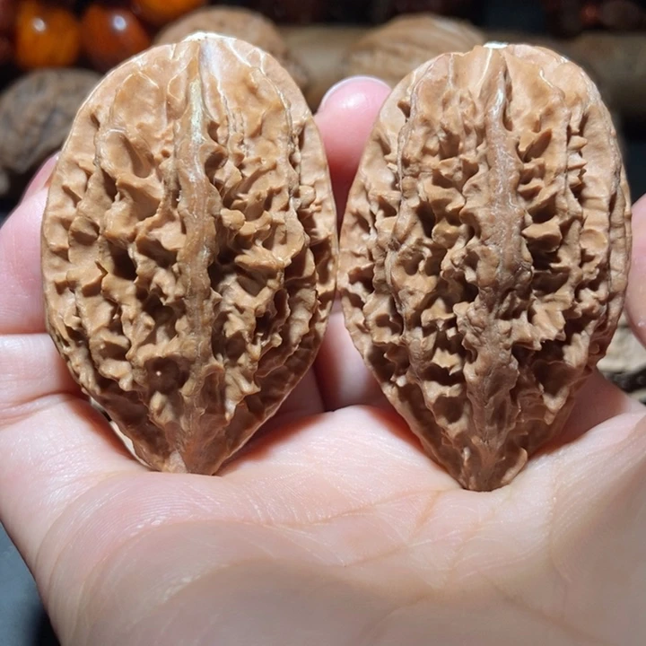 把件文玩核桃东北楸子小雪5