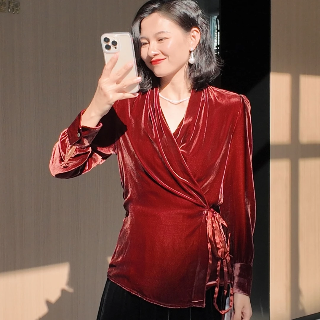 12359 时尚气质v领系带收腰桑蚕丝丝绒上衣显瘦轻奢长袖通勤