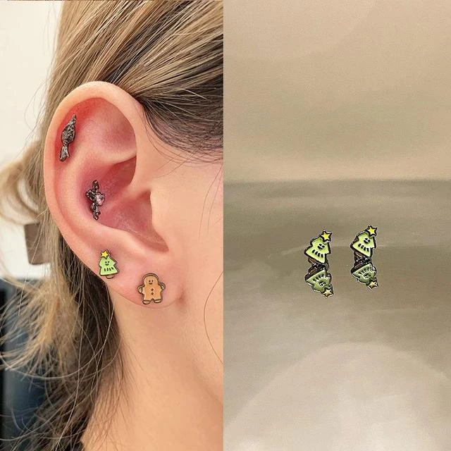 耶诞姜饼人派对小巧耳骨钉钛钢耶诞耳针可爱耳饰耳蜗钉ins防过敏