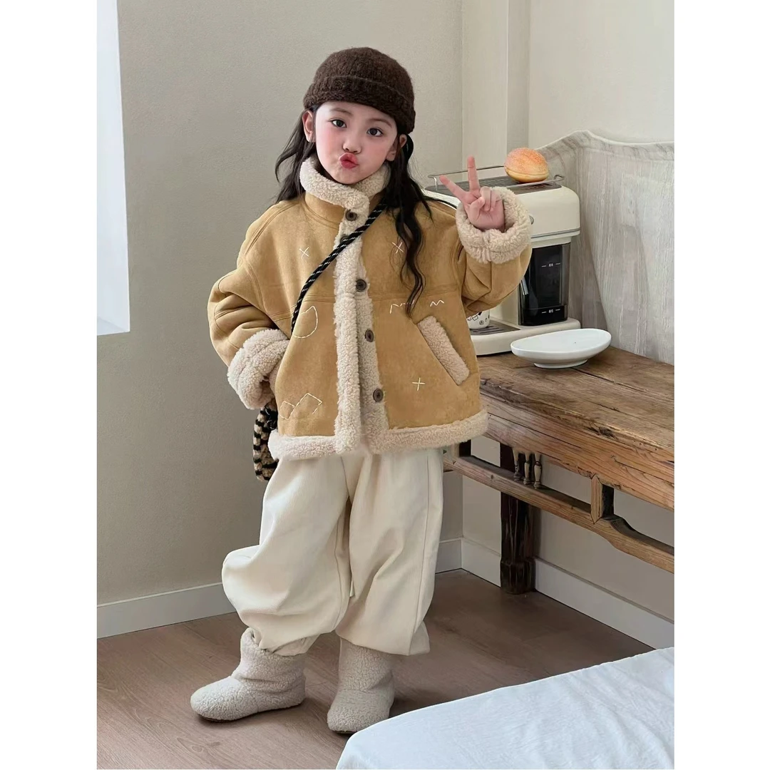 女童羊羔毛外套冬季2025新款洋气女孩皮毛一体宝宝加绒保暖上衣潮