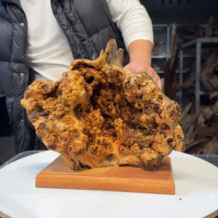 木衢****销王一刀琥珀木83