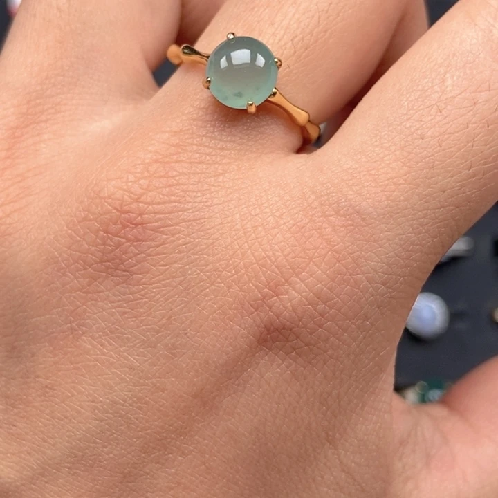 翡翠未镶嵌戒指戒指