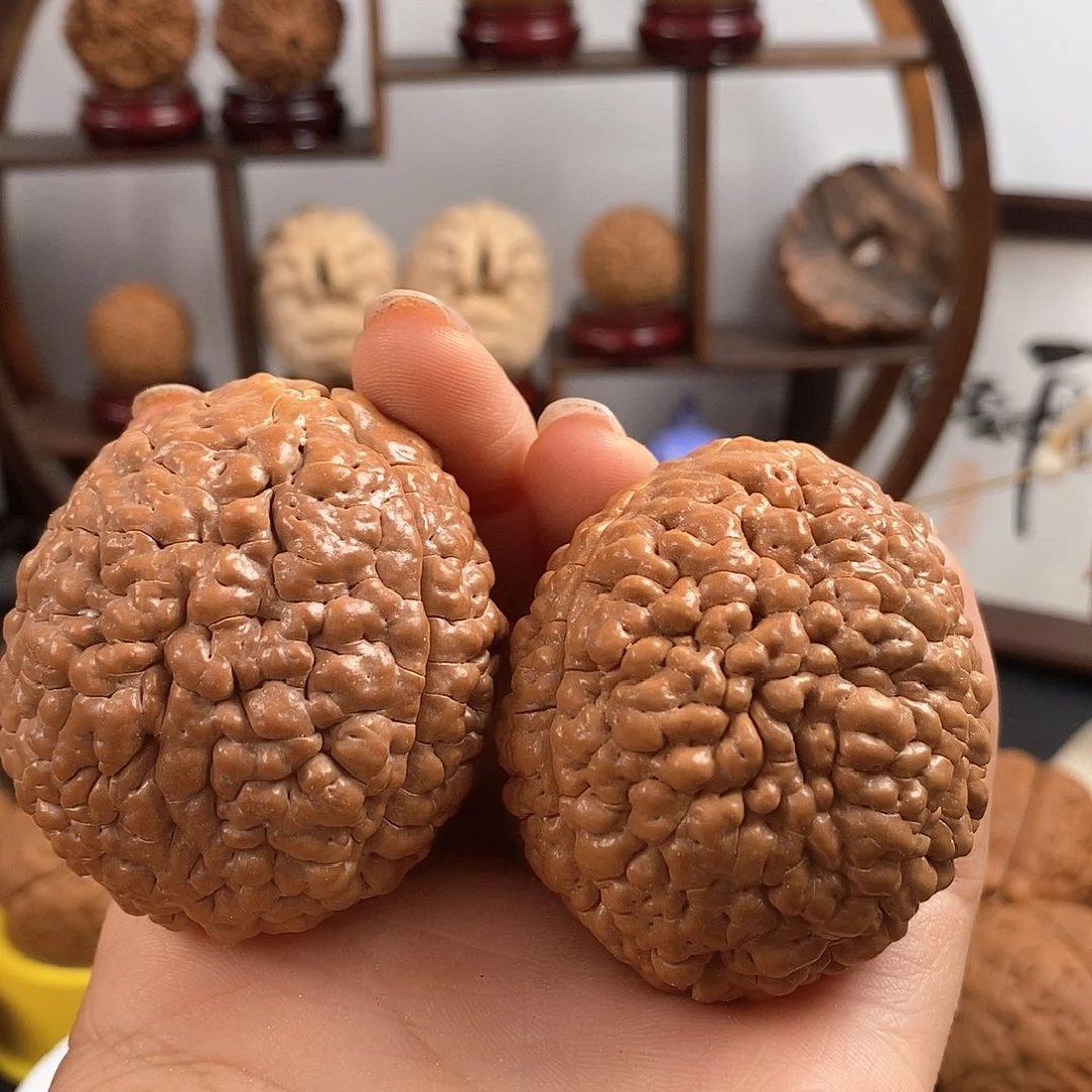 文玩核桃把件宅*张三瓣脑纹金刚练手4653