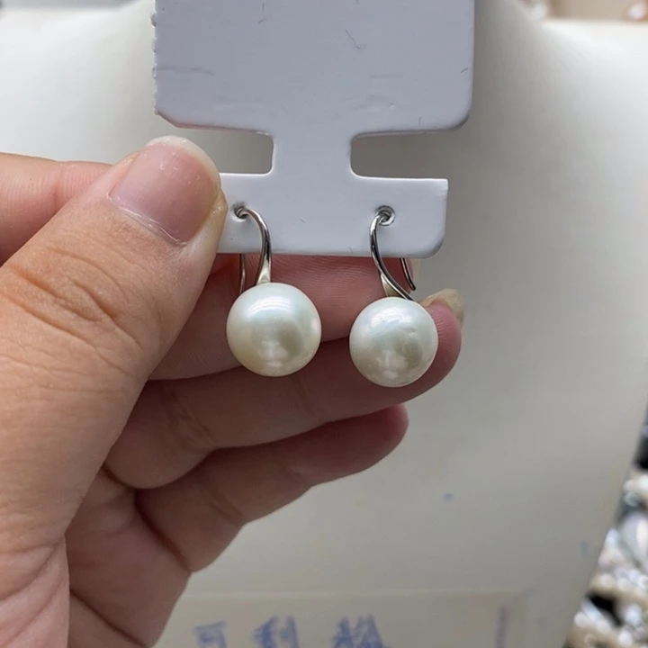 合金淡水珍珠颈饰