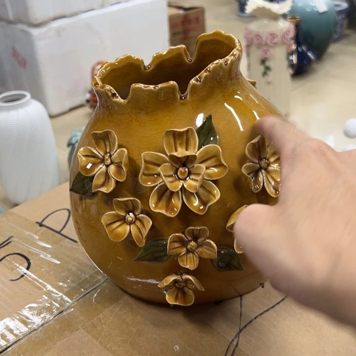 瓷片微瑕。。。。。。。。