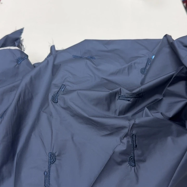 无纺布3米孤品羽绒服