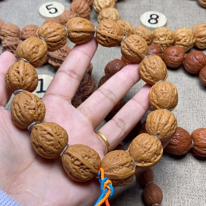 文玩核桃吊坠包子一道筋