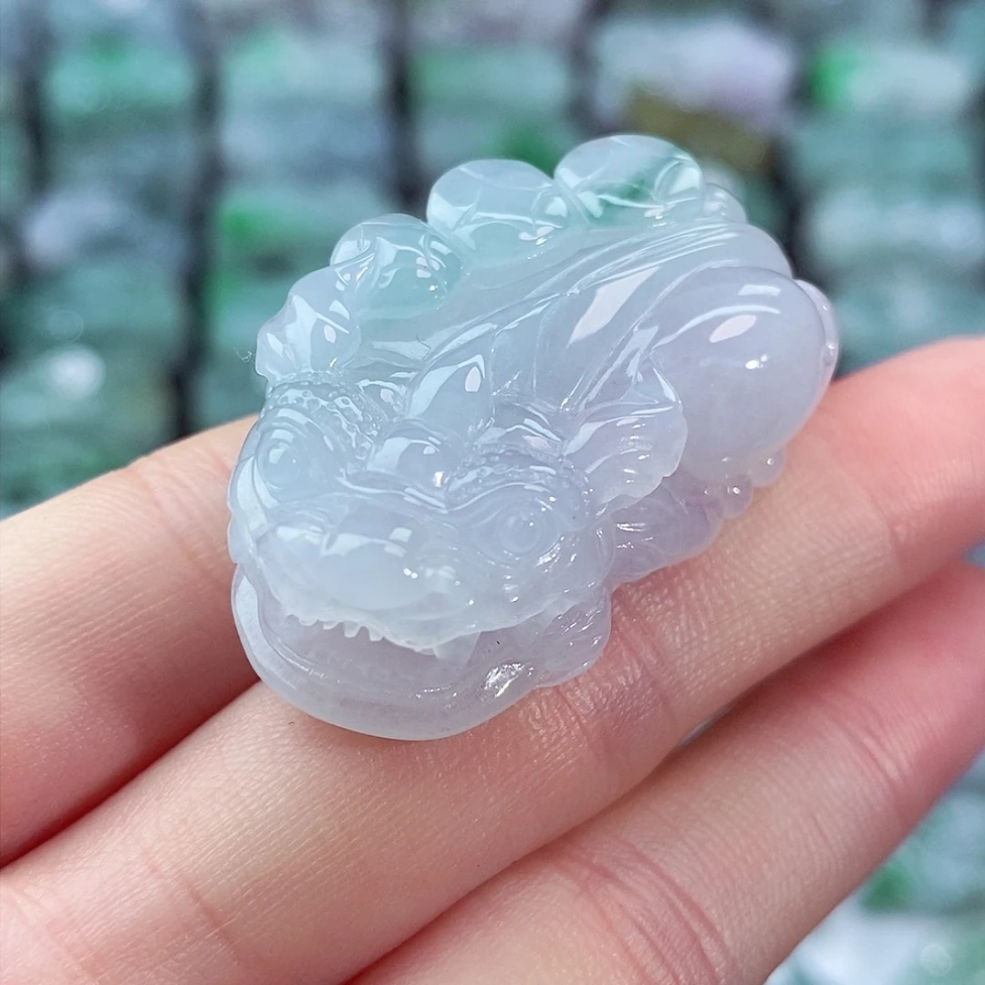 颈饰未镶嵌翡翠天然