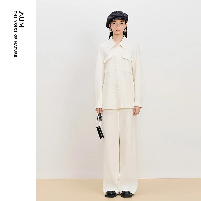 AUM/噢姆新款优雅云雾白通勤翻领静奢风高级感长袖衬衫M1EG40879