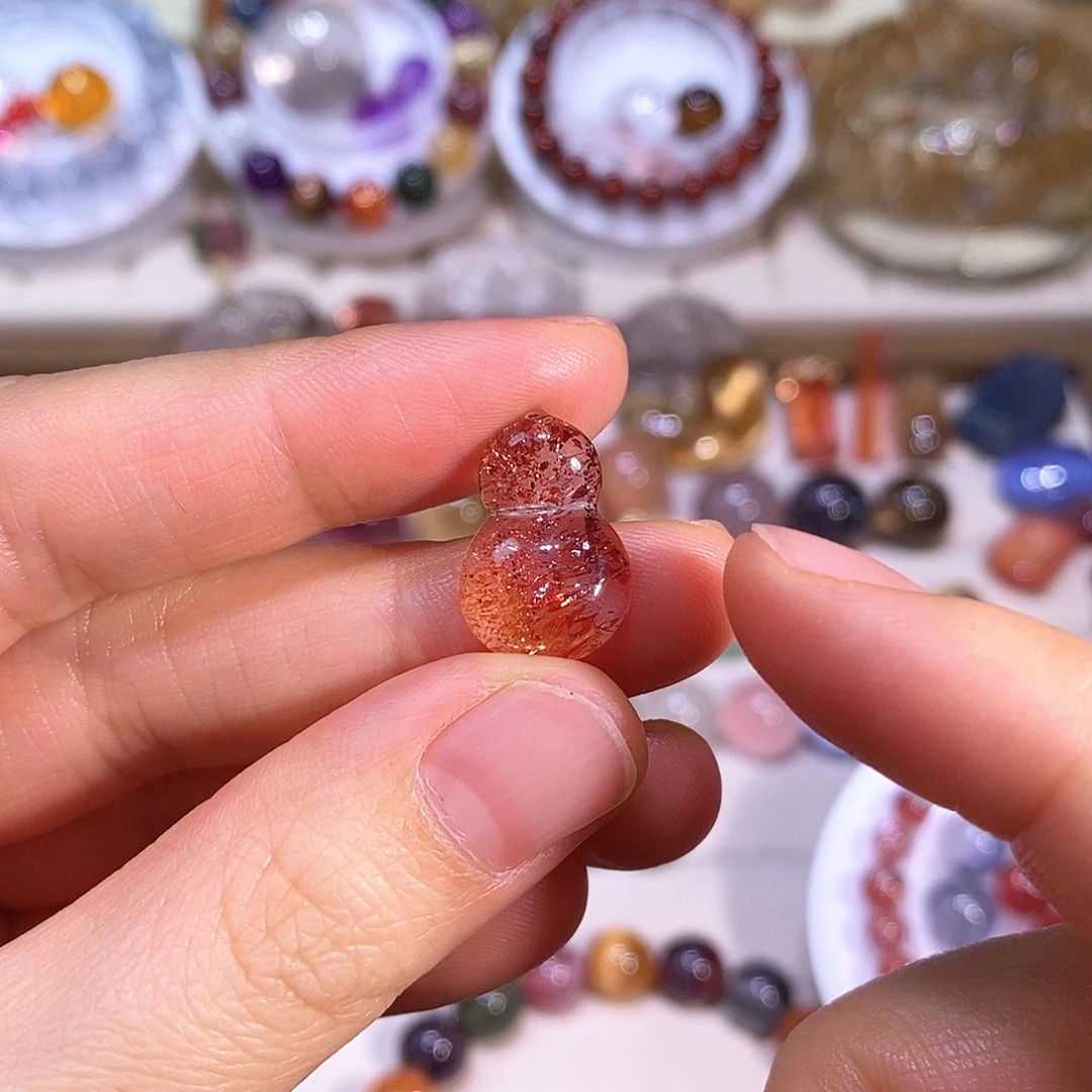 珠宝半成品未镶嵌水晶天然金草莓晶裸石