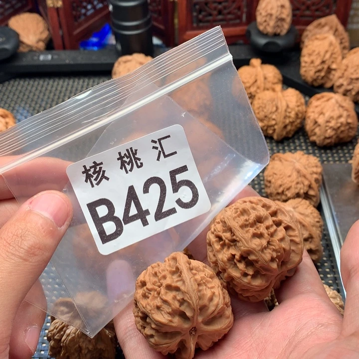 不***皮吊坠文玩核桃太行雪狮