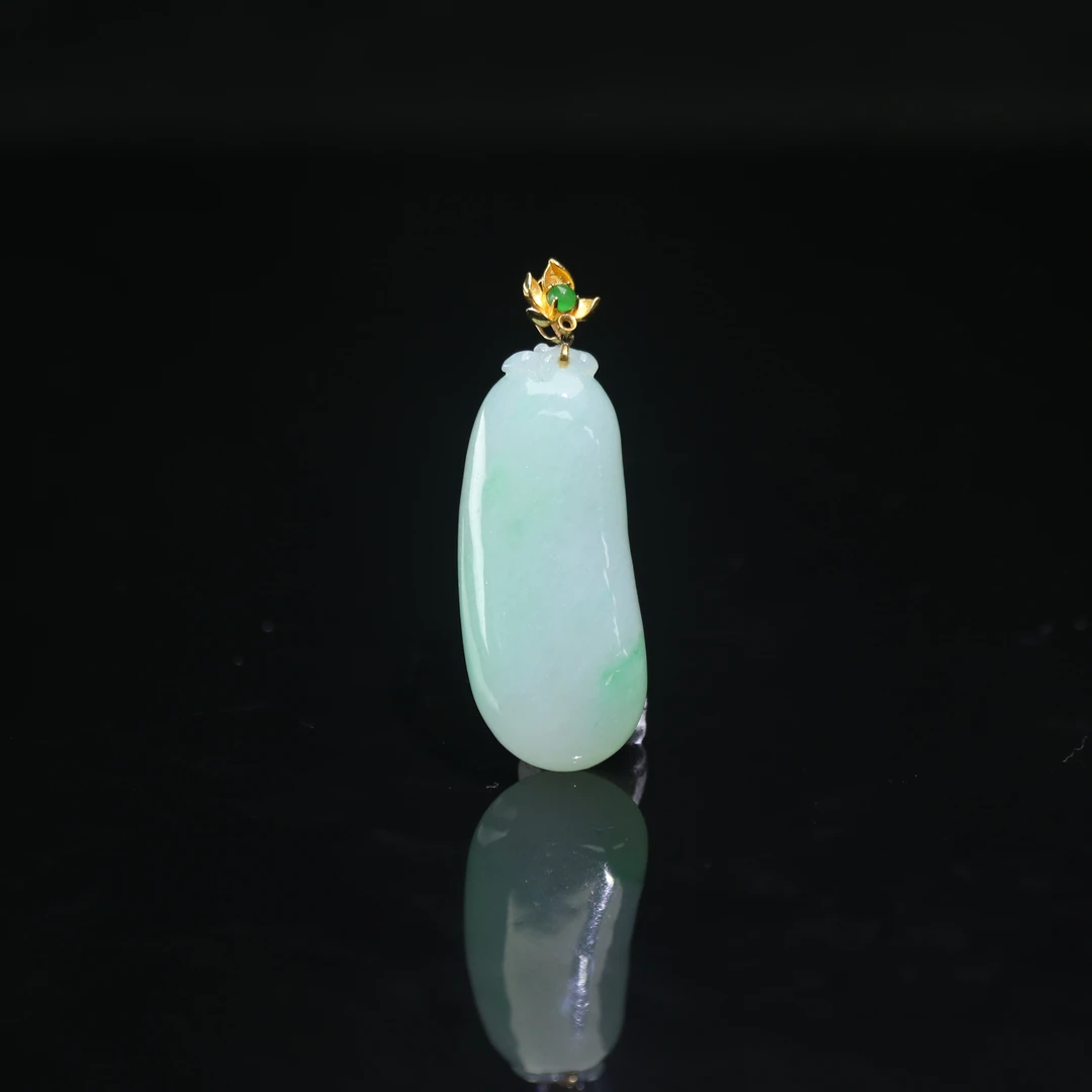 43天然缅甸翡翠A货18k冰绿瓜/100361/上海嘉禾拍卖