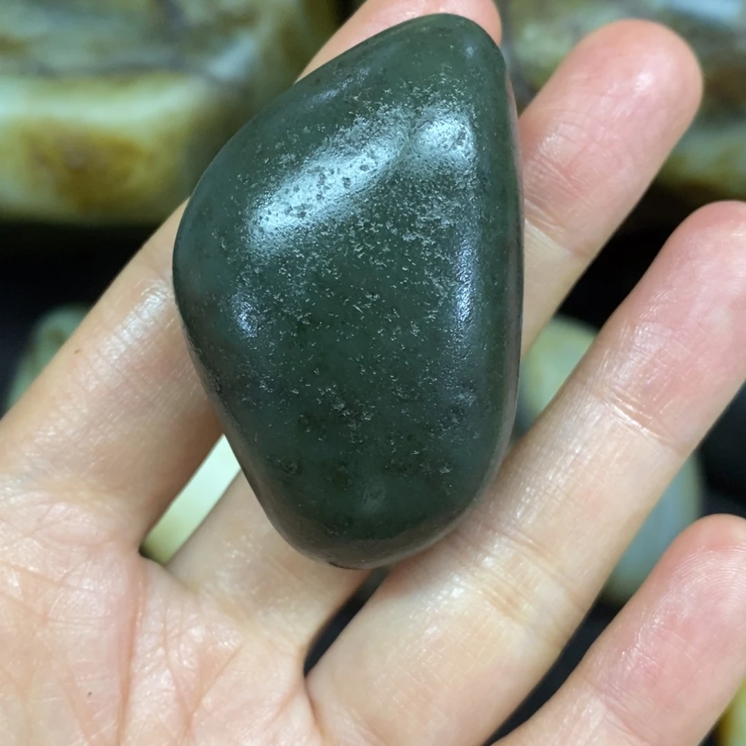未镶嵌和田玉（糖玉）挂件
