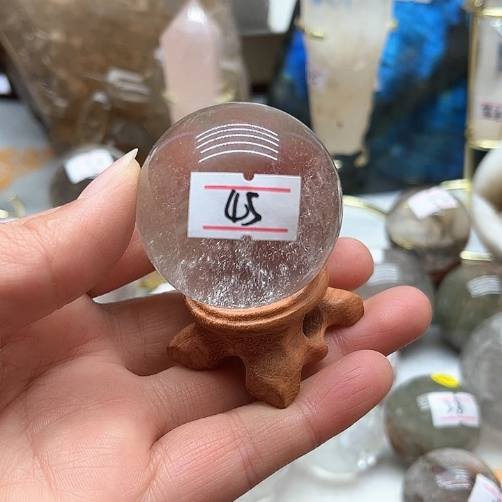 水晶115克水晶小球未镶嵌