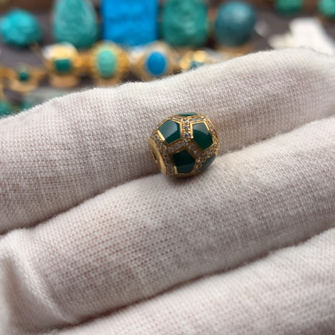 绿松石18K金镶嵌绿松石9.5mm