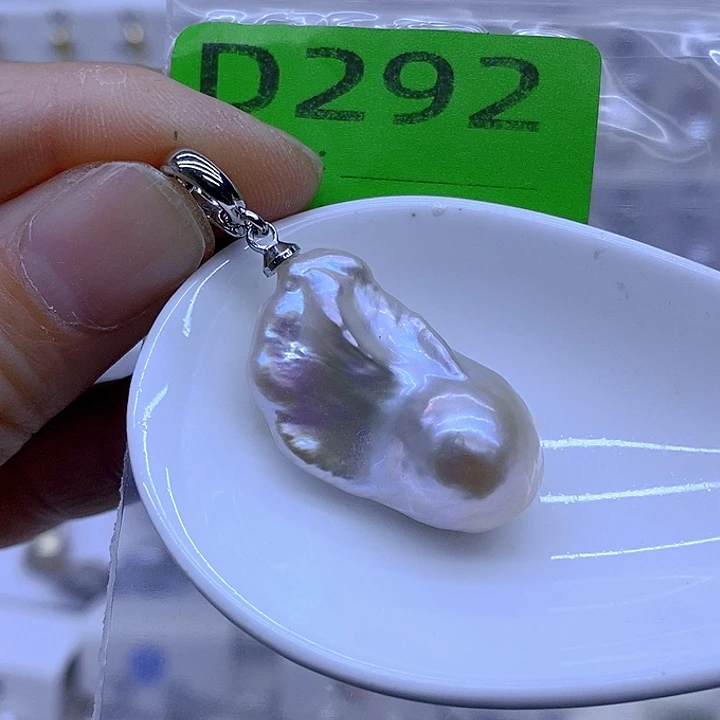 颈饰未镶嵌淡水珍珠