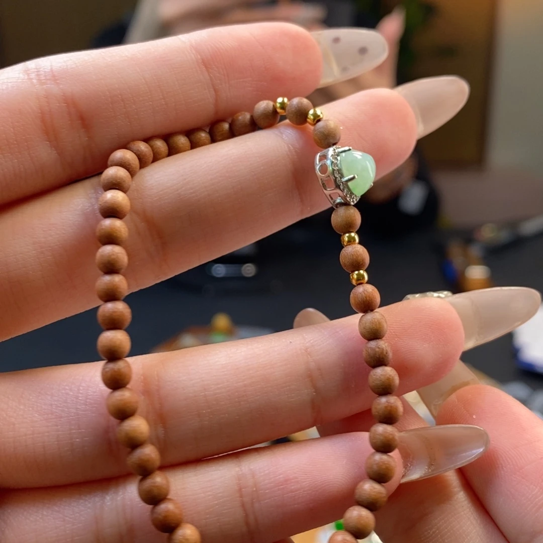 翡翠未镶嵌手链16323