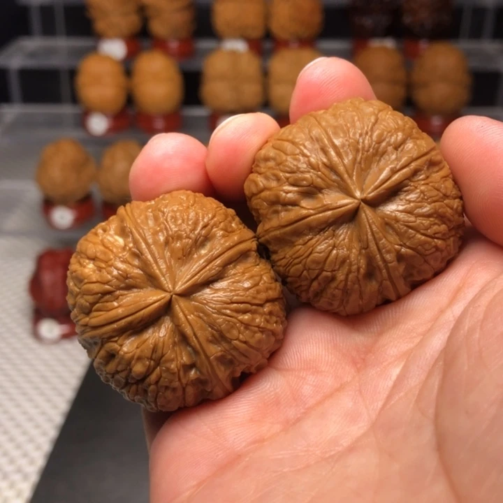 把件文玩核桃16状元红四棱