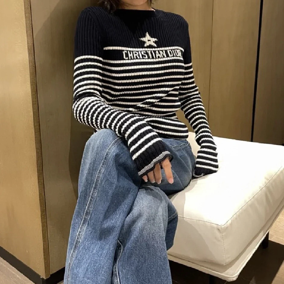 99新 DIOR/迪奥 玄色 黑色条纹五芒星毛衣 36码 99新