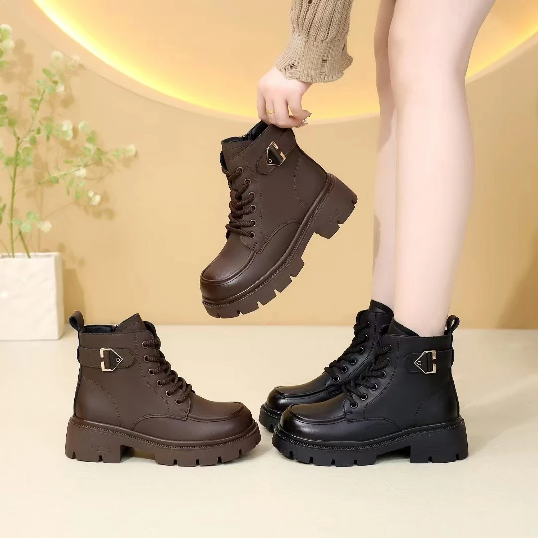 刘胖胖#新款女款真皮时尚英伦风马丁靴861