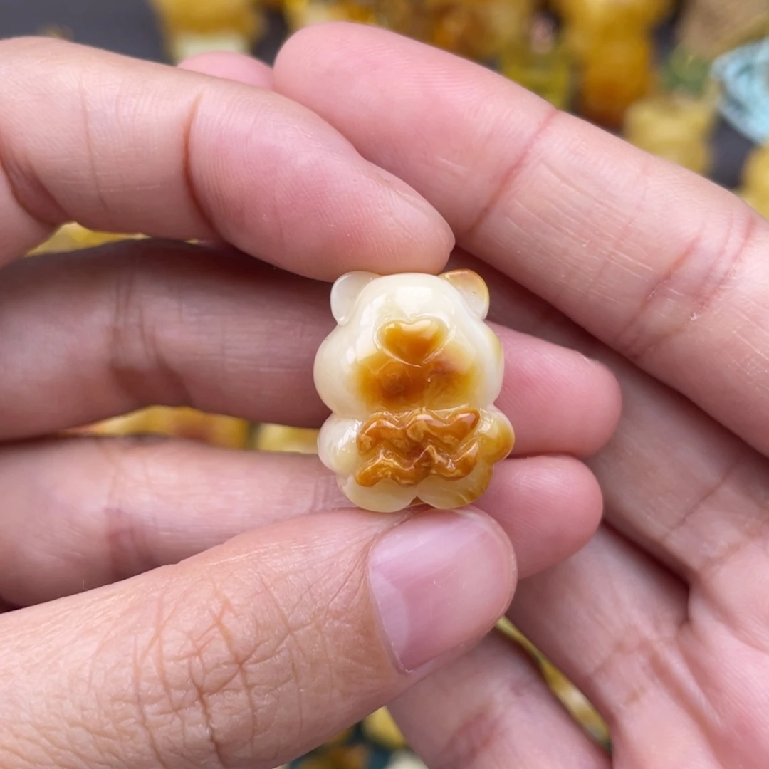 裸石琥珀未镶嵌蜜蜡