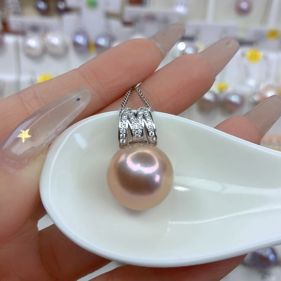 淡水珍珠颈饰合金