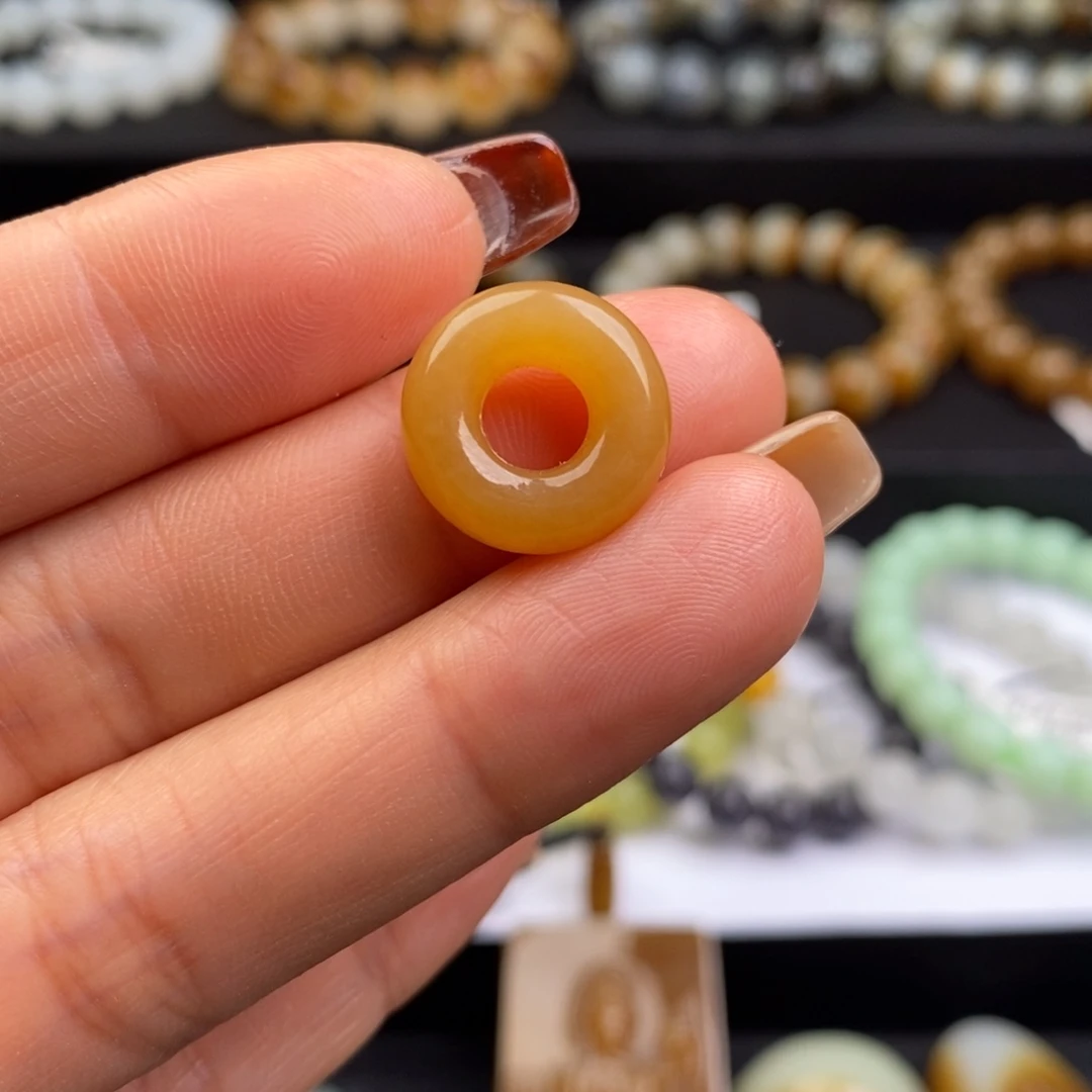 和田玉未镶嵌手串