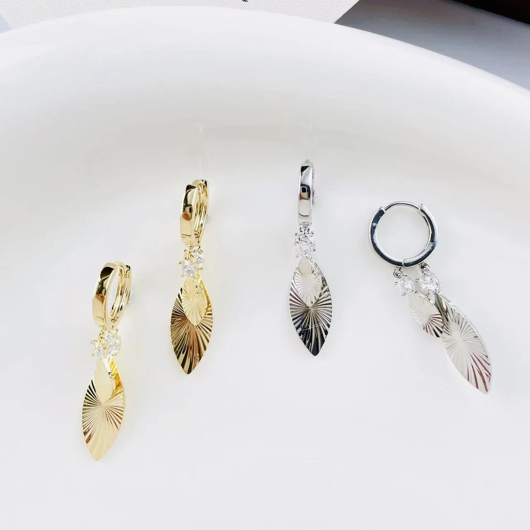 铜合金耳饰 a25 a35金色叶子耳扣时尚气质显脸小叶片耳环50845