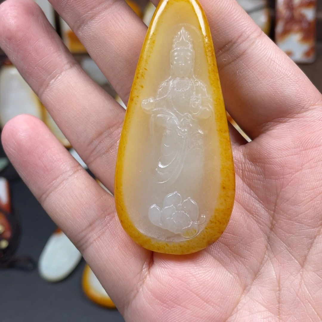 颈饰未镶嵌和田玉