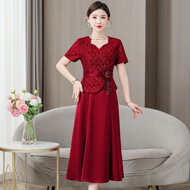 2025新款喜婆婆婚宴高端礼服时尚洋派妈妈洋装丈母娘旗袍两件套