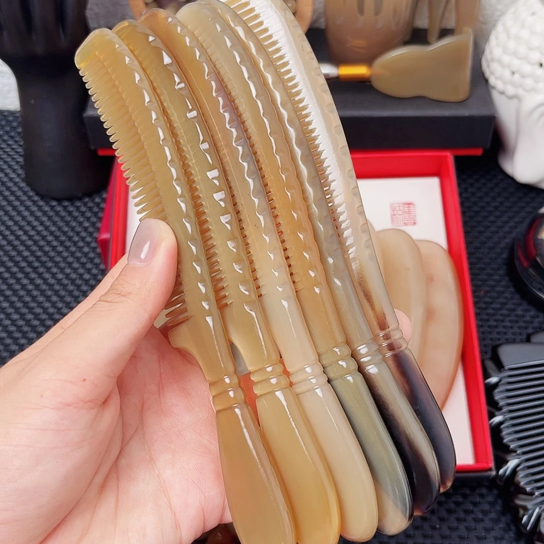 手工制作纯牛角梳子