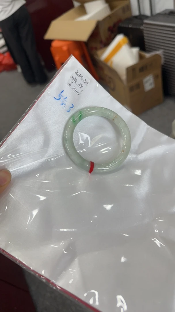 A货飘花圆条正圈平安镯