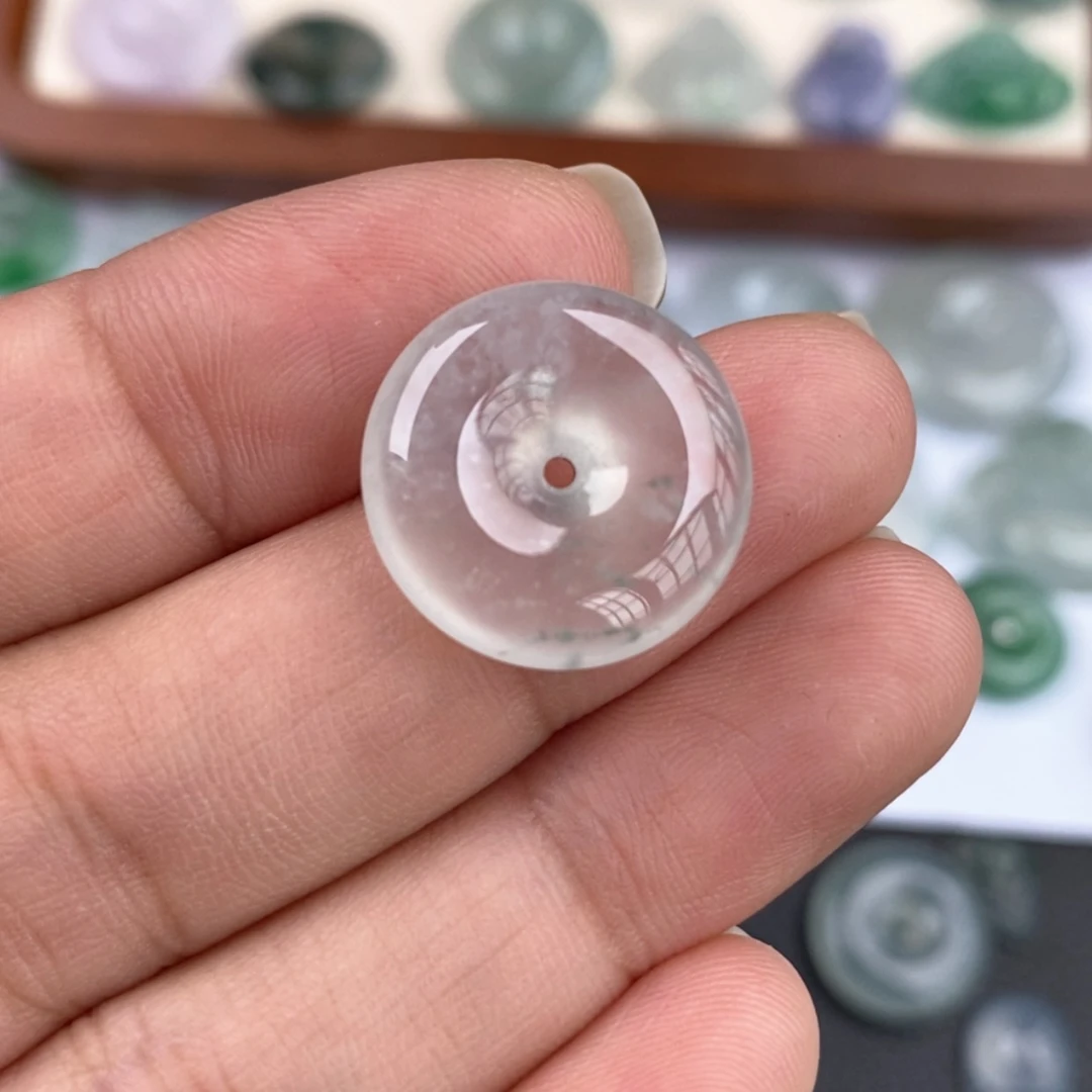 【闪购商品】翡翠颈饰未镶嵌平安扣