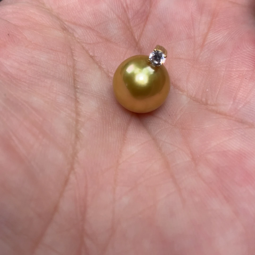 海水珍珠18K金镶嵌颈饰