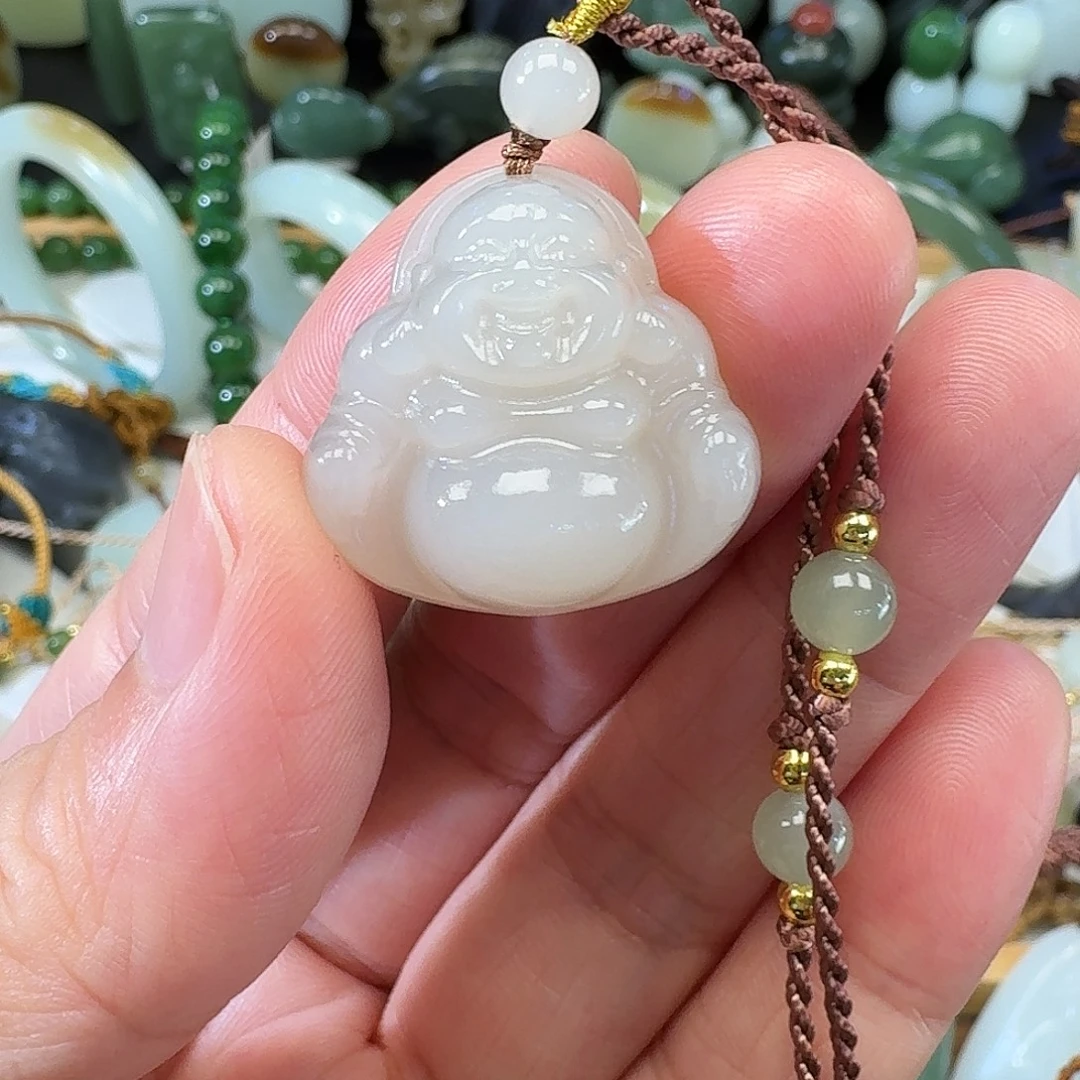 颈饰未镶嵌和田玉