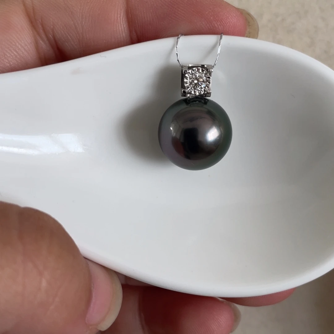 18K金镶嵌海水珍珠颈饰13mm
