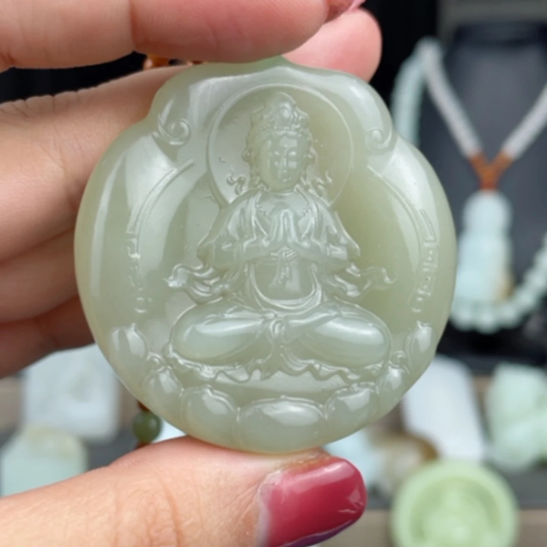 【闪购商品】颈饰未镶嵌和田玉