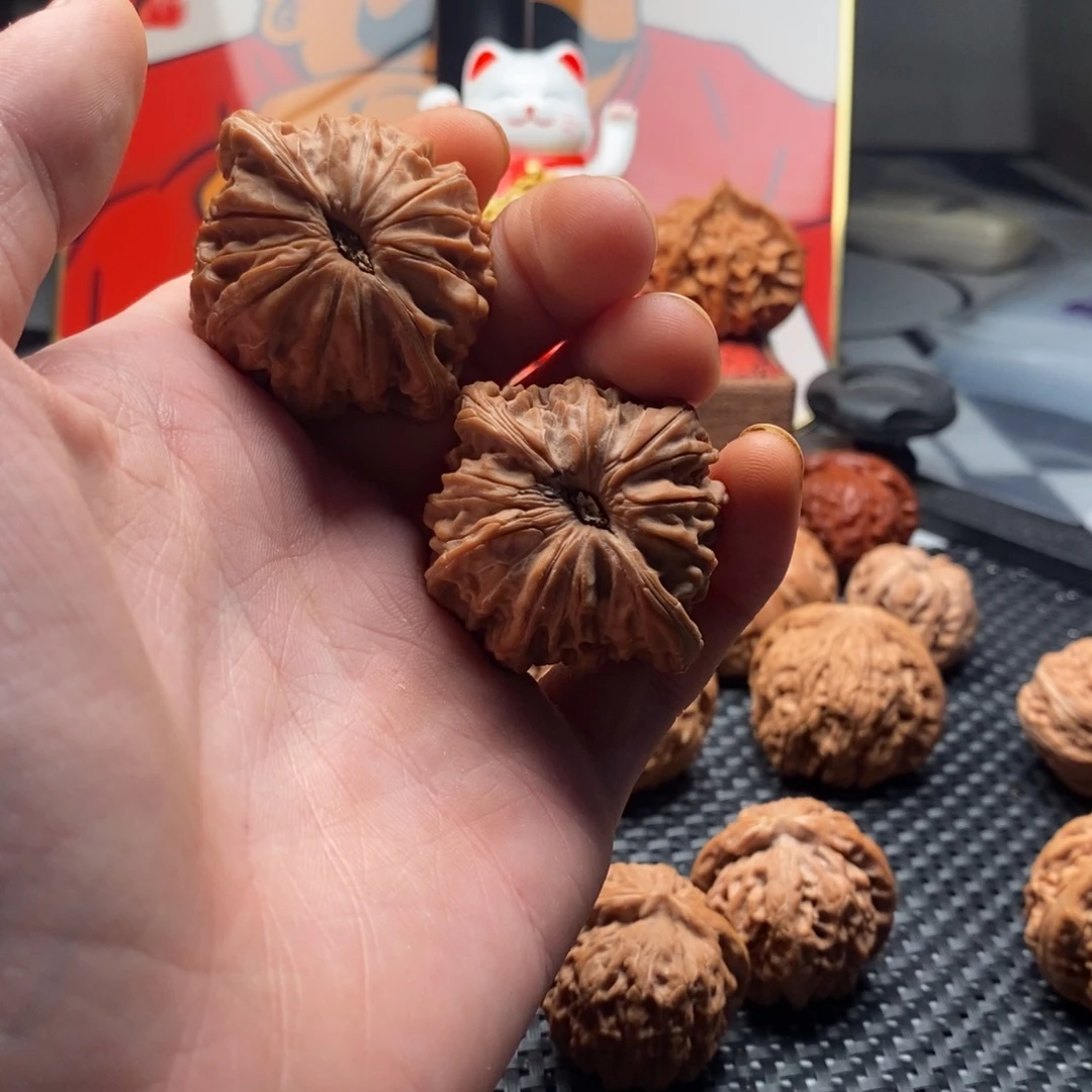 I***I文玩核桃精品对血麒麟